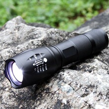 铝合金强光手电筒USB充电伸缩变焦应急手电长续航便携手握手电筒