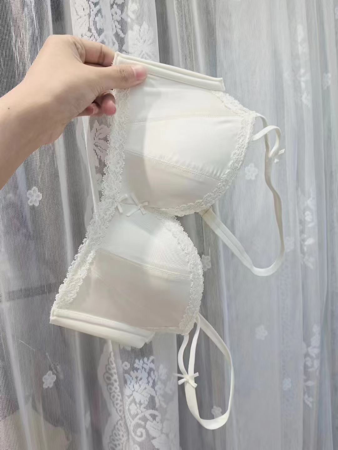 8076 Estilo dulce y puro satén sin anillo de acero, pechos pequeños, ropa interior de recolección, soporte superior, sujetador de ajuste cómodo y transpirable