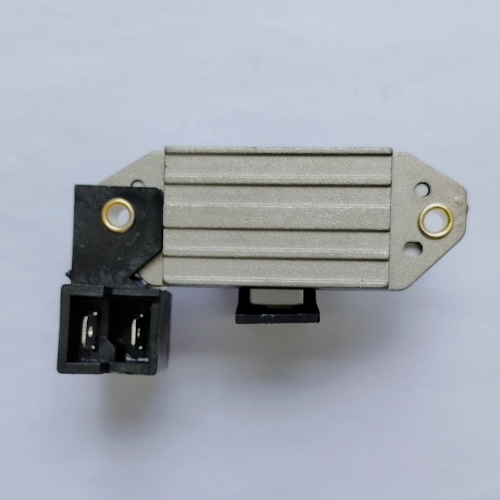Qìchē Ix110-12V/Ix111-24V Model Electronic Regulator Car Electronic Regulator (electronic regulator)