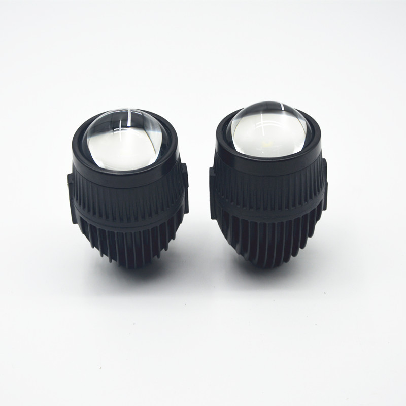 Lámpara de niebla de 2 pulgadas láser tricolor lente de doble luz delanteros LED adaptados a la mejora de la luz alta y baja del automóvil original súper brillante súper condensador