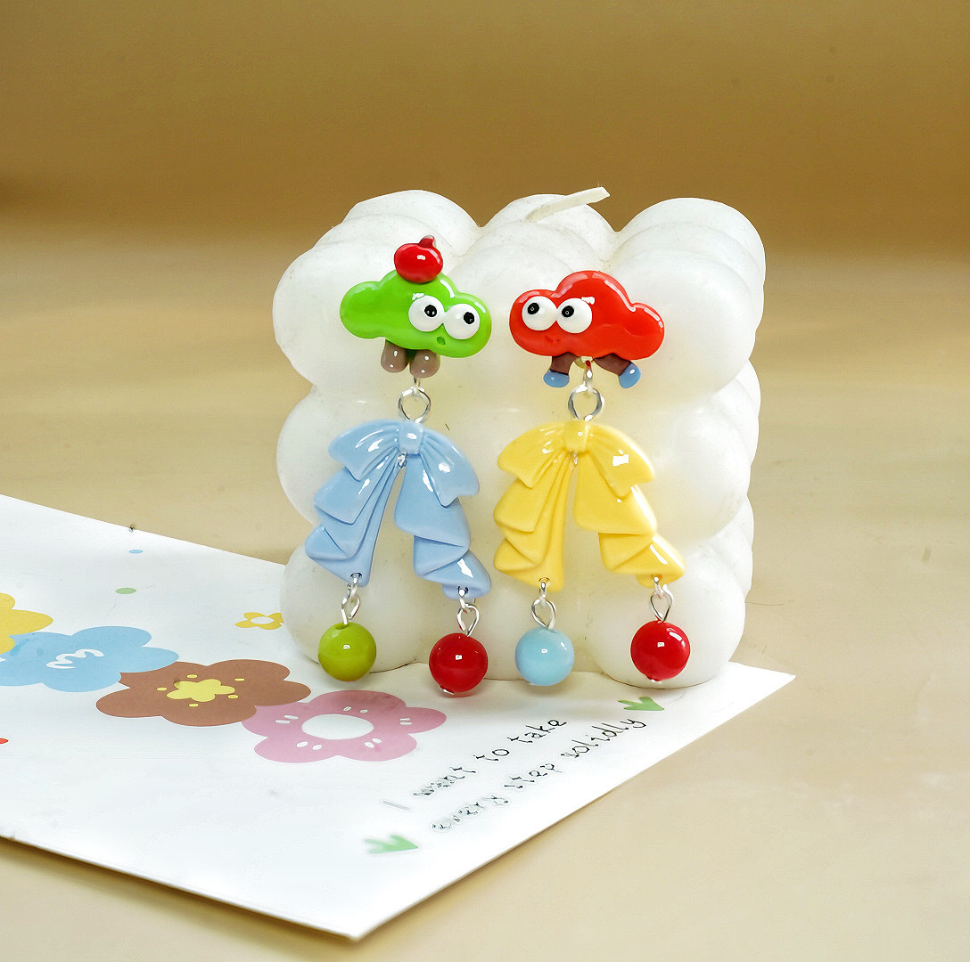 1 Pair Cartoon Style Clouds Bow Knot Plastic Resin Drop Earrings display picture 2