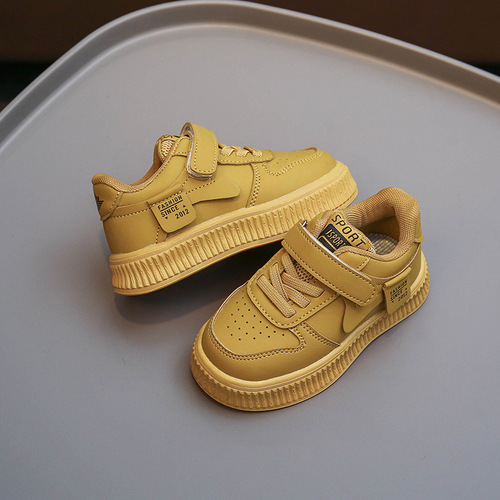 Children's Spring and Autumn New Sport Shoes, Unisex Casual Low-Top Skate Shoes for Boys and Girls, Baby Shoes, White Sneakers, Wholesale