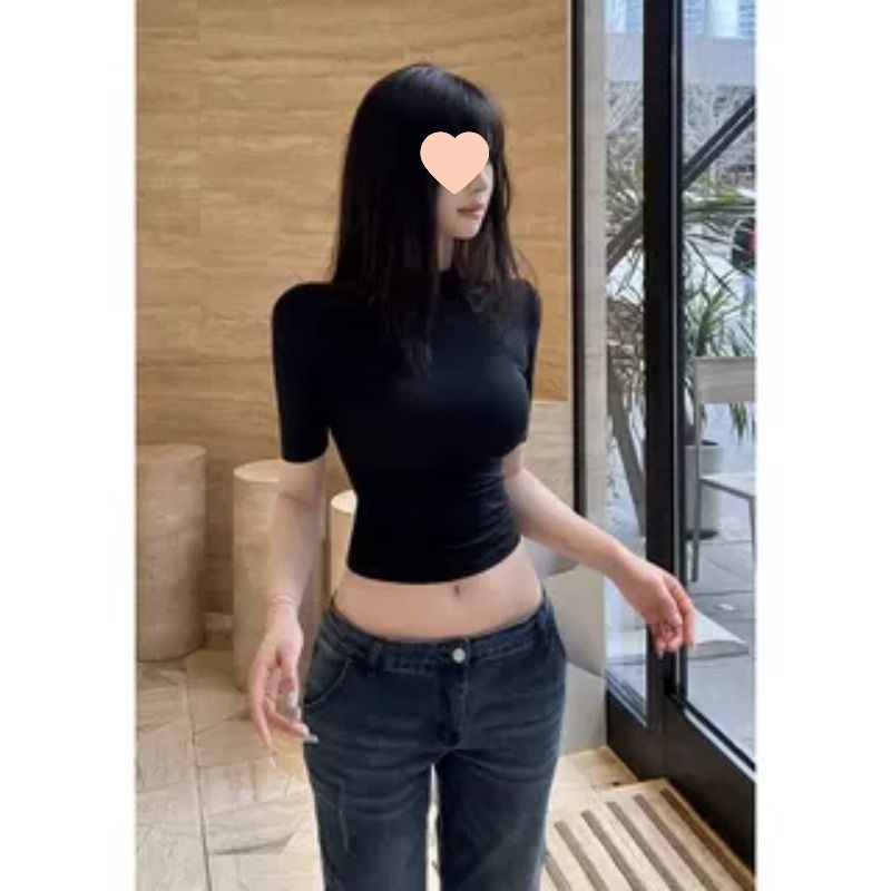甜辣风设计感高领黑色中袖修身短款上衣夏季新款显瘦百搭露脐恤