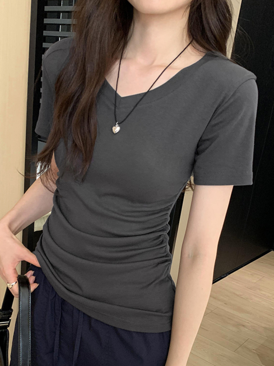 White V Neck Pure Desire Slimming Look Right Shoulder Short-Sleeved T-Shirt for Women Summer 2025 New Waist-Shrinking Pleated Sweet and Spicy Top