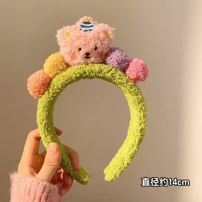 Oso de pudín de felpa ~ Lindo clip de boca de pato clip de pelo grande tocado 2025 nuevo clip de felpa para niña en la parte posterior de la cabeza