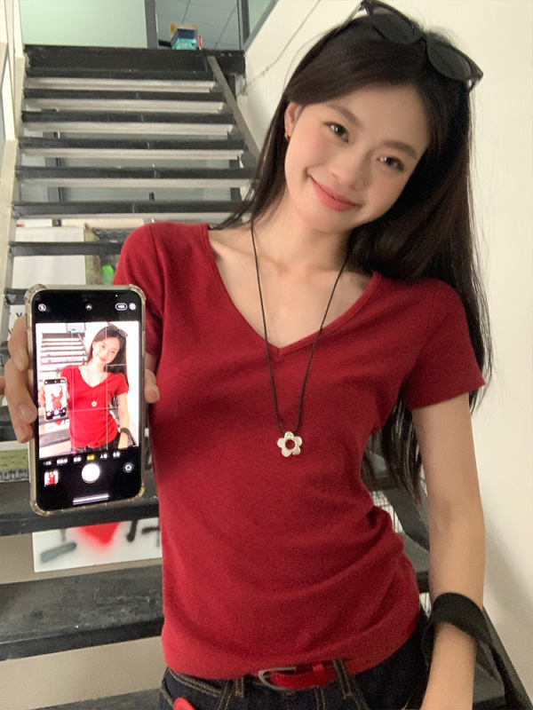 宋正恩V领红色正肩短袖t恤女夏季2025新款纯棉韩系修身短款上衣潮|undefined