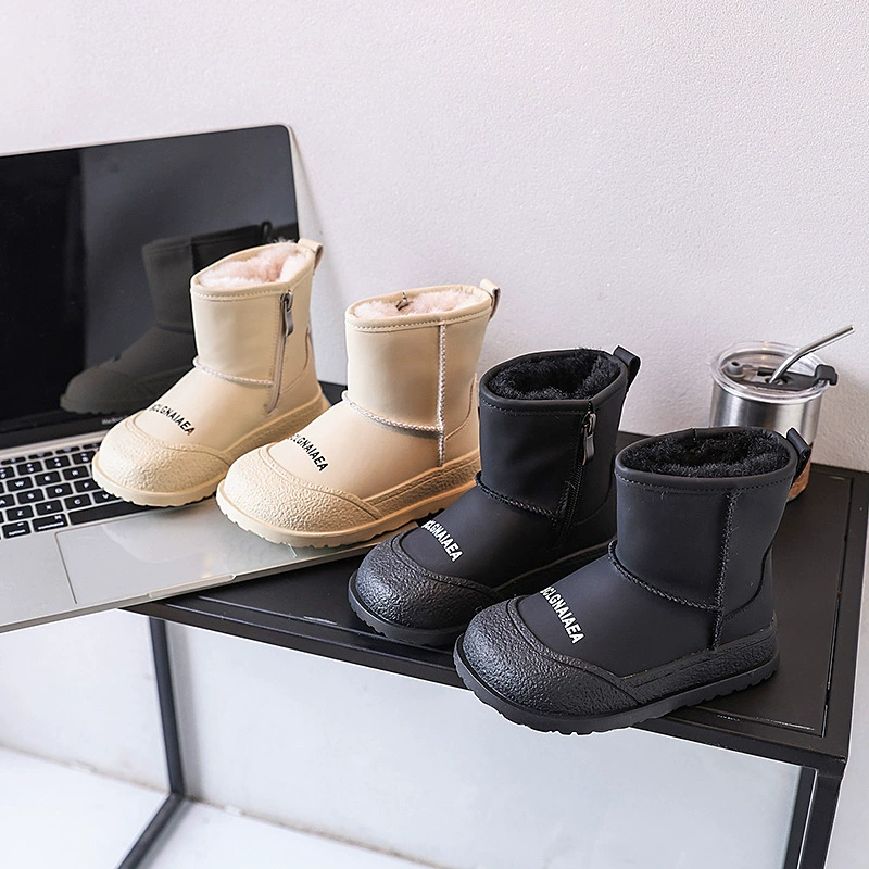 Детские зимние сапоги 2024, корейский стиль, утепленные, водонепроницаемые, теплые, хлопковые, повседневные, модные, короткие сапоги для девочек.