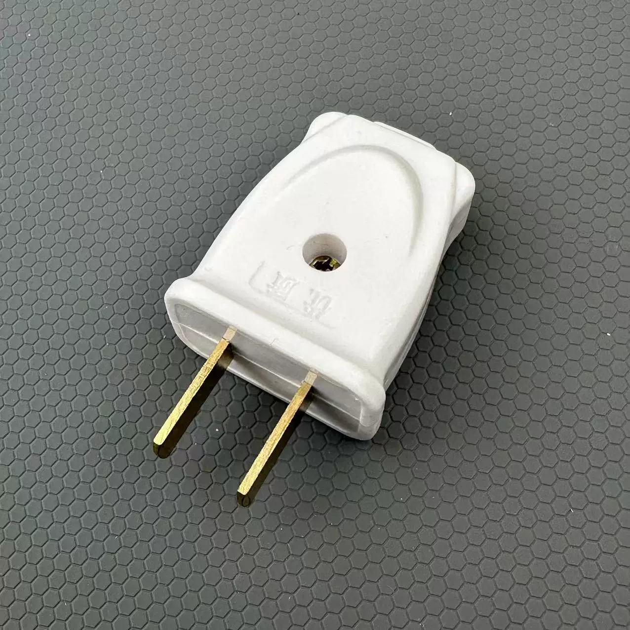 Черный двухфутовый штекер два дета два элемента 10A220V источник питания две стороны, две стороны, две четырехугольника, без проводки