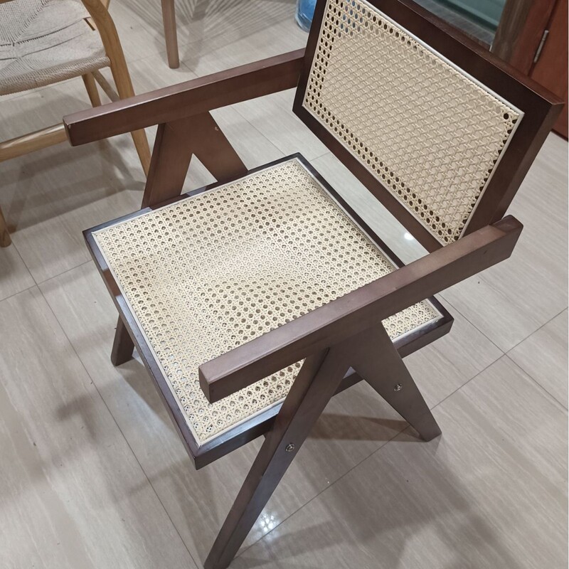 北欧客厅餐椅昌迪加尔民宿餐椅中古风餐饮店家用实木藤编靠背餐椅|undefined