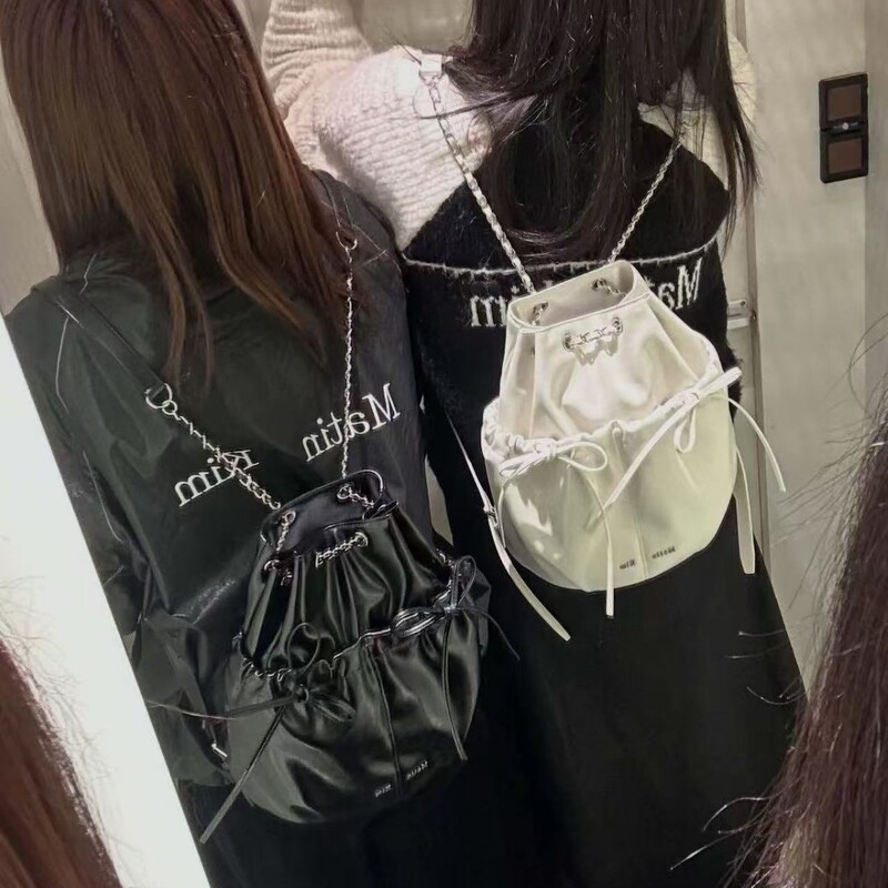 New Korean Mk Chain Bow Shoulder Bag Kim Women's Versatile Fashion Casual Backpack New Korean Mk Chain Bow Shoulder Bag Kim Women's Versatile Fashion Casual Backpack
