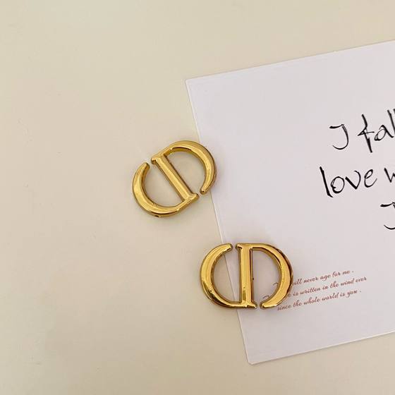 Factory direct sales new jewelry English letters CD decorative buckle clothing jewelry shoes and hats decorative buckle