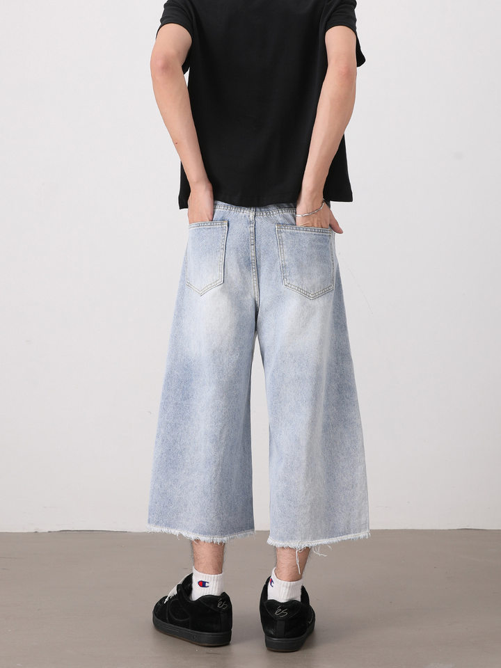 Quần short denim nam ống rộng dáng thẳng, kiểu Mỹ cổ điển, wash xước gấu, dài 8/10 — Màu xanh dương