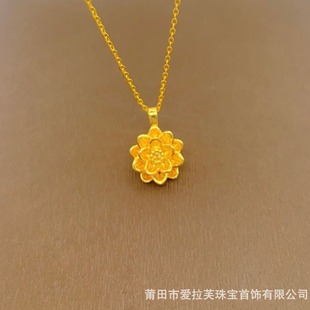 Brass gold-plated vintage Lotus pendant niche fresh Lucky Lotus pendant women's necklace factory direct wholesale