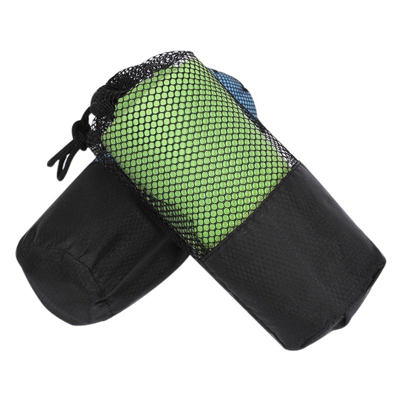 Toalla de playa de secado rápido de microfibra ultrafina, portátil, de doble cara, tipo terciopelo, con protección solar y logotipo personalizado, suministro directo de fábrica