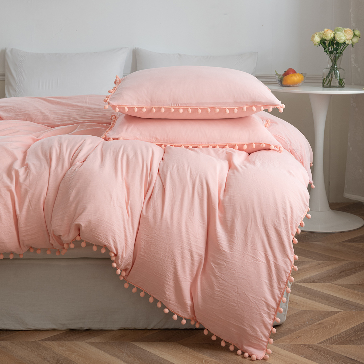 Bedding and home textile three piece set, solid color washed cotton hanging ball style duvet cover set_voghion.com