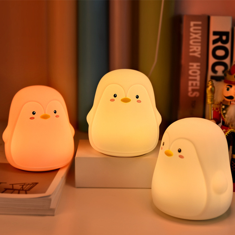 Cartoon Penguin Silicone Night Light USB Charging Children's Sleep Companion Tap Light Baby Feeding Atmosphere Rainbow LED Light