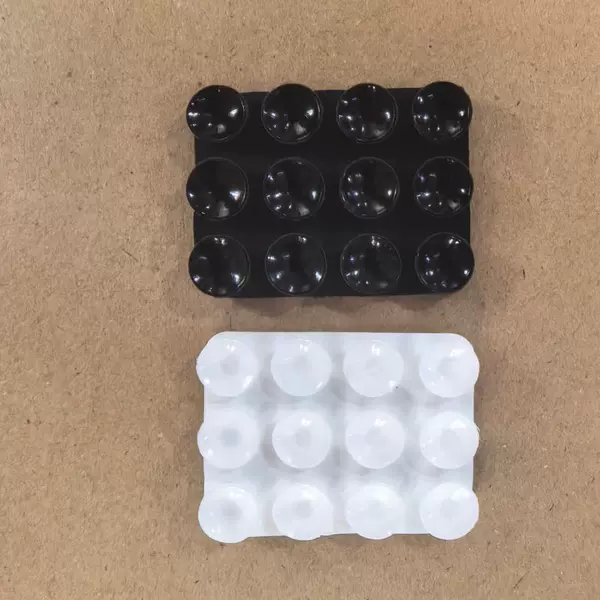 12 suction cups in mixed colors