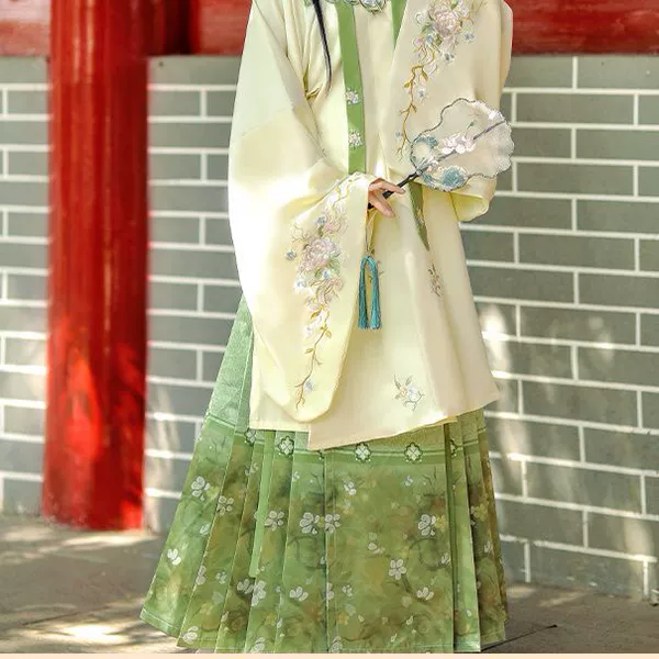 Single-piece horse-faced skirt green