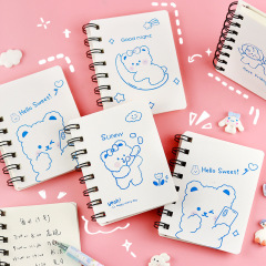 側翻卡通線圈本小學生白熊筆記本口袋記事本高顏值便攜日記本