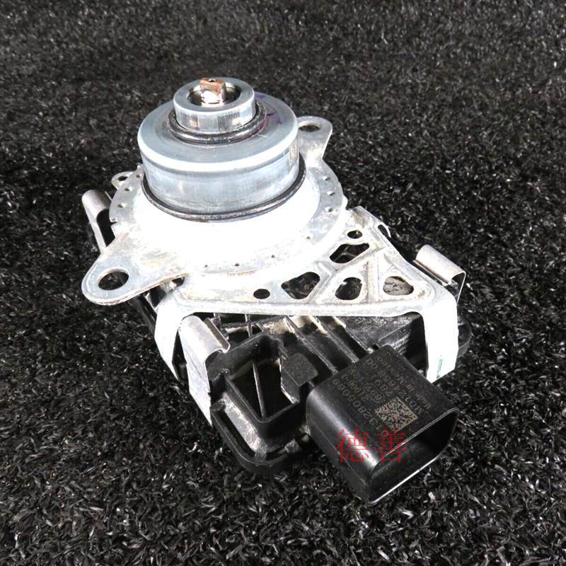 Applicable Mercedes-Benz GLE300 GLE320 GLE350 GLE400 GLE450 GLE63 transfer case motor