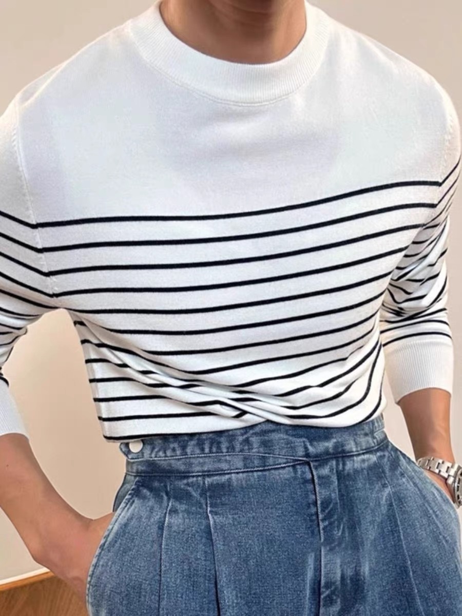 Otoño y invierno nuevo estilo de hombre cuello redondo clásico camisa de punto a rayas blusa de punto casual suelta con mangas medias cubierta corta