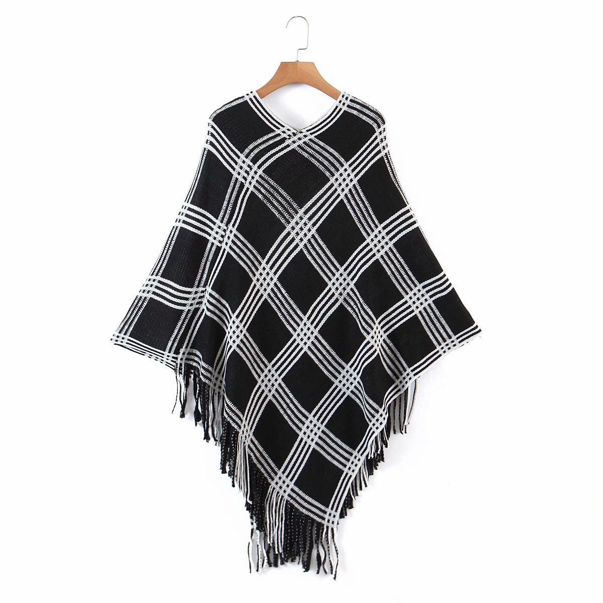 wholesale loose tassel bat shawl cloak sweater black and white plaid sweater NSAM6355