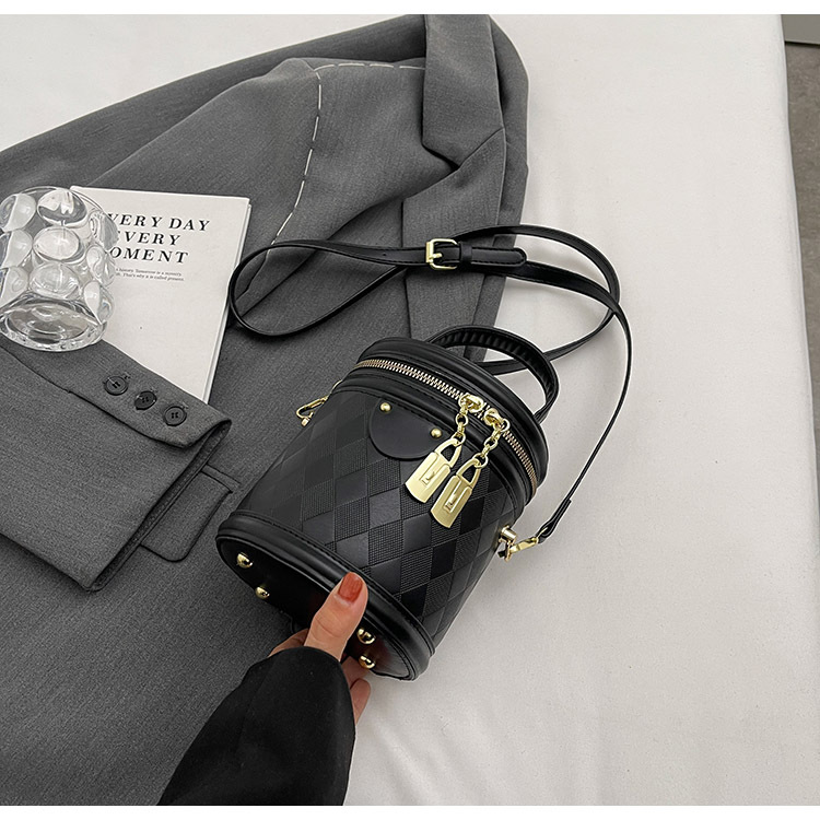 펜던트가없는 블랙