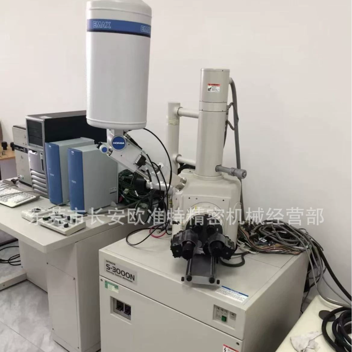 Использованный электронный микроскоп HITACHI SEM SEM-3000N (сканирующий электронный микроскоп)