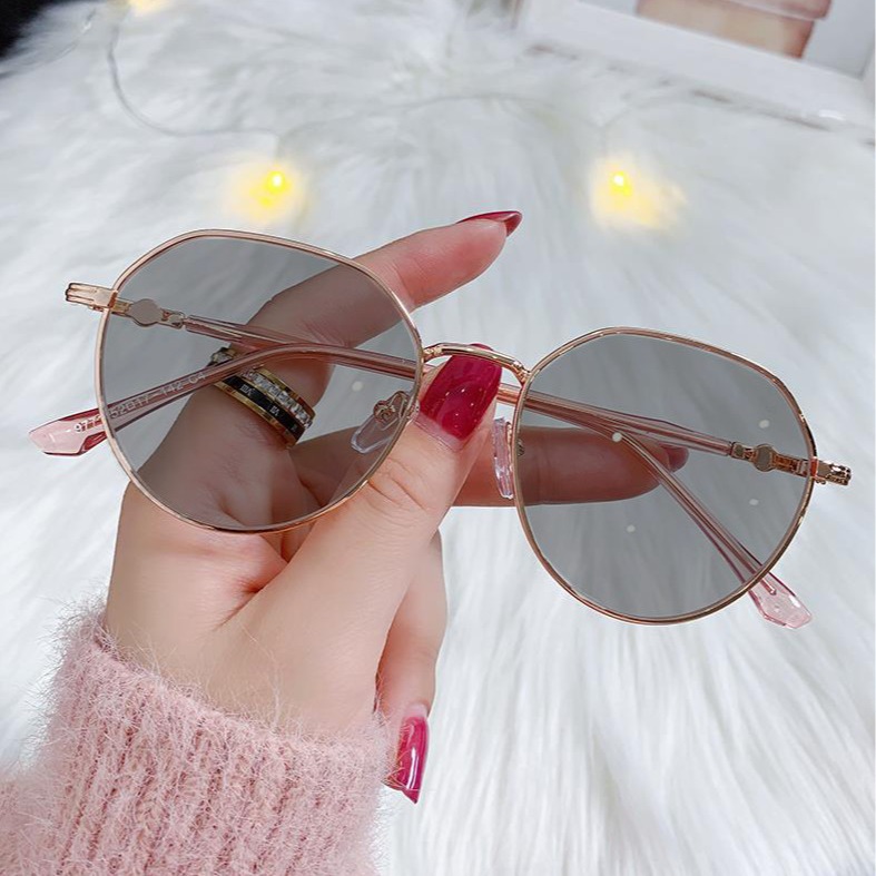 Gafas fotocromáticas, anti-luz azul, sin graduación, monturas metálicas de moda estilo influencer, gafas de aspecto natural para mujer, gafas graduadas para hombre