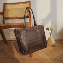 ��Ƥ�����¿�Ůʽ��ˇ������͹�ܛ��ͨ�ڰ��^��ţƤ���������ذ�