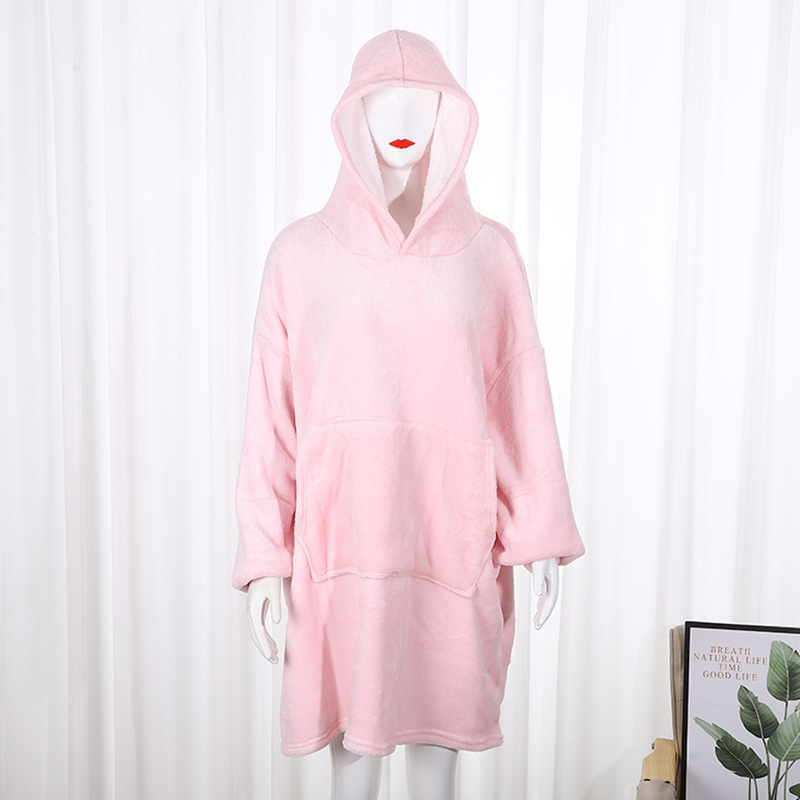 Huggle hoodieクロスボーダー750自宅で毛をつかんで帽子をかぶっている怠け者の寝衣のパジャマの外でテレビの毛布を着ます。|undefined