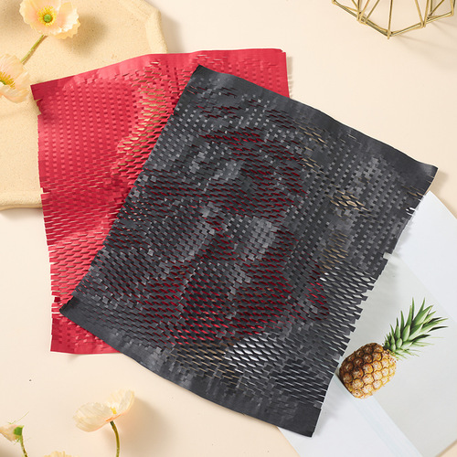 Manufacturer wholesale colorful single-sheet honeycomb kraft paper for e-commerce logistics packaging, shock-absorbing honeycomb paper.