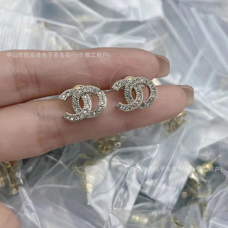 Authentic Real-Shot Chanel-Style Double C Mini Small Earrings for Women, Grandma Full Diamond Earrings Wholesale Dropshipping