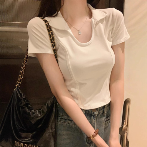 Summer women's short-sleeve T-shirt with a turn-down collar—tight, sweet, spicy, and irresistibly chic; perfect for curvy figures in an American style, designed as a short, figure-flattering layering piece.