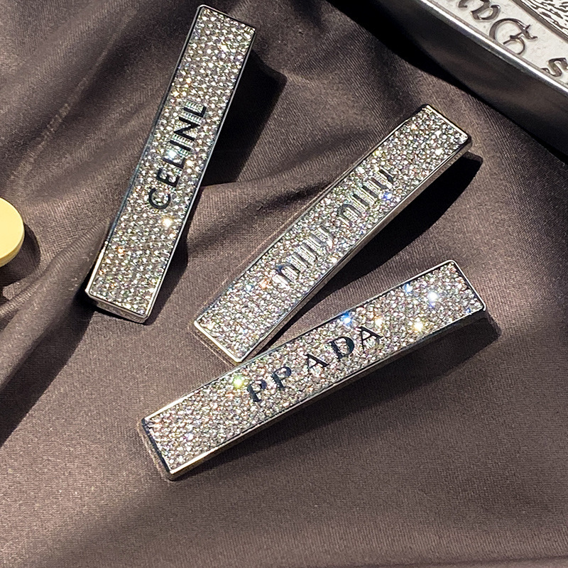 Diamonds Won'T Fall Off! Super Shiny Star-Studded Letter Duckbill Hair Clip, Versatile and Elaborate Hair Accessory for Women