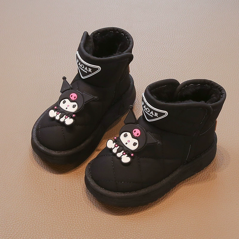 Для девочек хлопковые снежные сапоги Kuromi хлопковые туфли 2024 зимние новые теплые короткие сапоги кожаные противоскользящие приливы