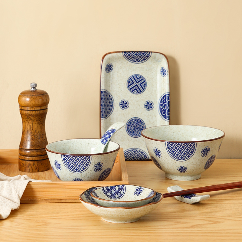 Japanese Style Ceramic Tableware Set Household Creative European Bowls,Plates,Spoons,Underglaze Printing Restaurant Combination Set