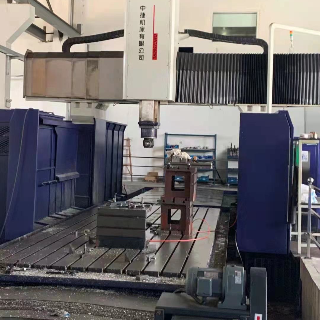 炮台式，双面卧式铣镗床 TPX6513X2，2009年，沈阳中捷