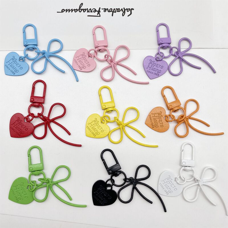 Creative hollow alloy butterfly-shaped colorful heart pendant keychain, DIY hanging accessory, cute bag charm for girls