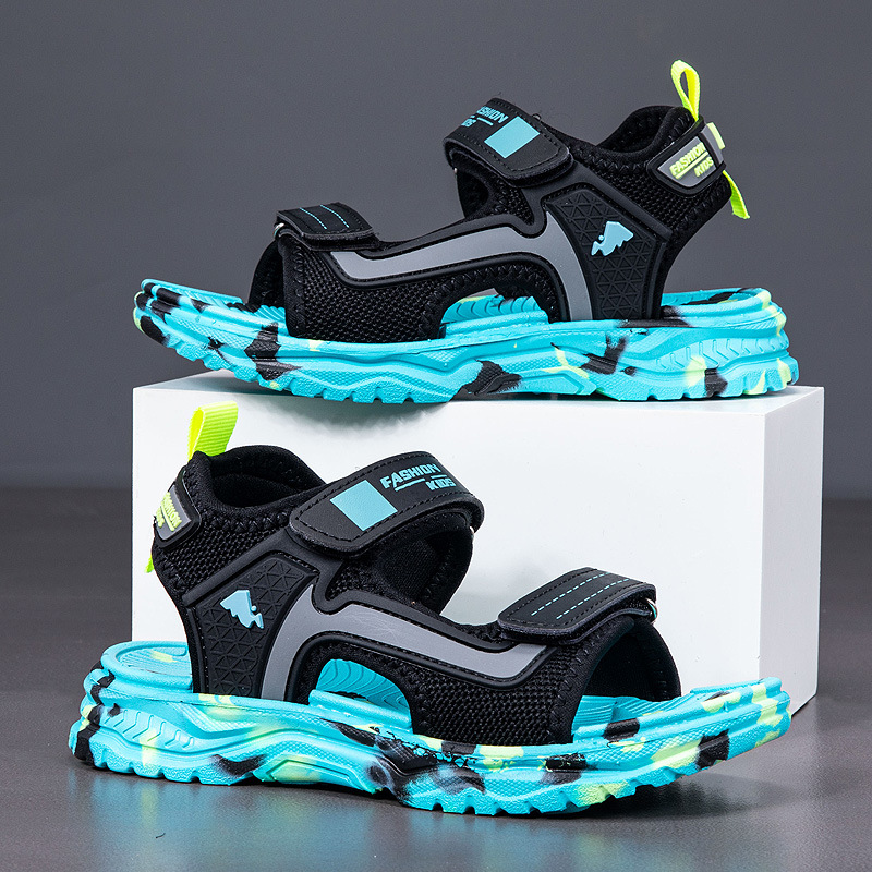 批发儿童凉鞋夏季新款防滑软底户外沙滩鞋中大童轻便露趾男童凉拖