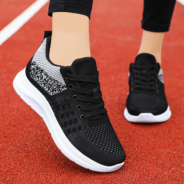 lightweight breathable shoes
