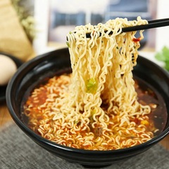 Kangshifu Large-Size Instant Noodles: Braised Beef Flavor, Wholesale Quick-Service Food; Spicy Tomato & Egg Flavor Instant Ramen