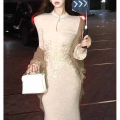 新中式巨好看的早秋连衣裙立领刺绣针织长裙开衫外套女 2025新款