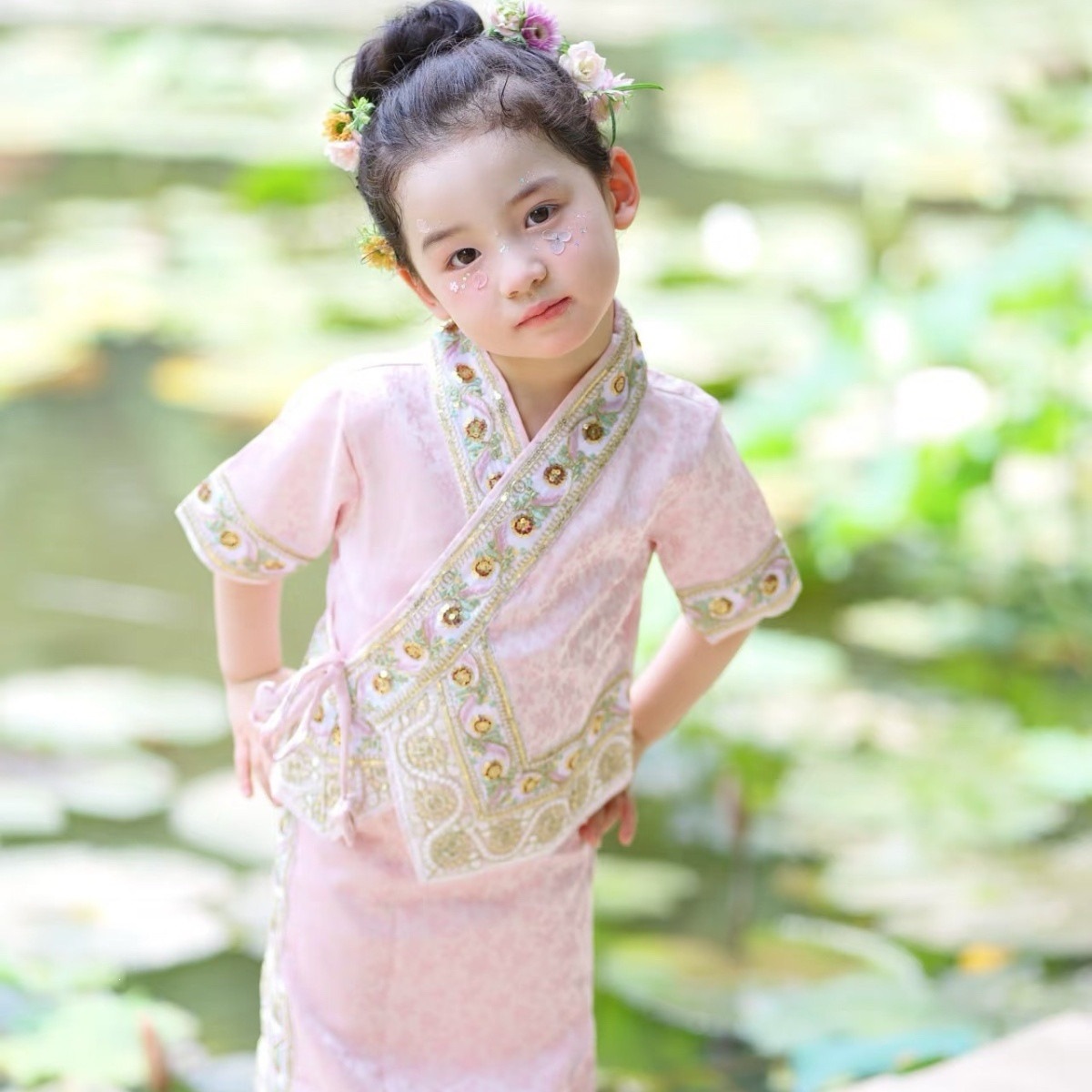女童傣族套装云南旅游少数民族服饰改良演出服西双版纳薄款舞蹈服
