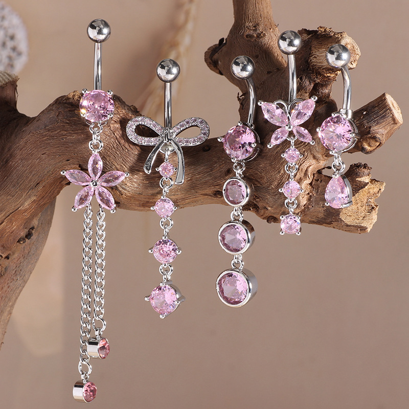 Silver pointed spike labret stud material detail