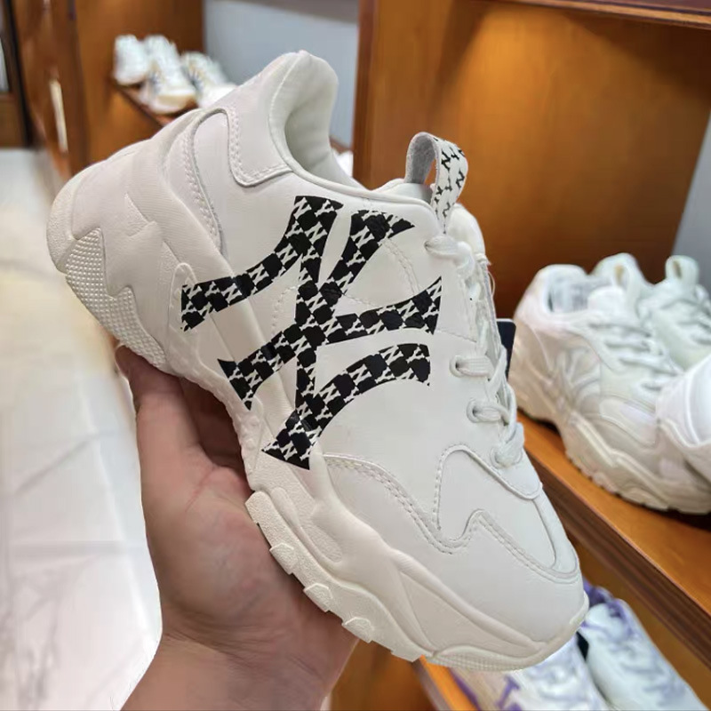 흰색 노안 검정색(반 사이즈가 너무 작음)