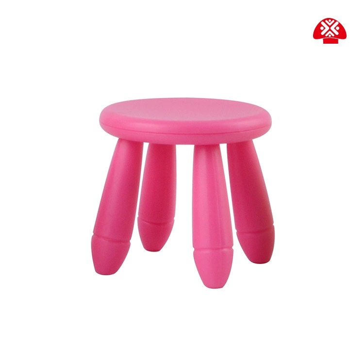 Small realistic plastic doll house