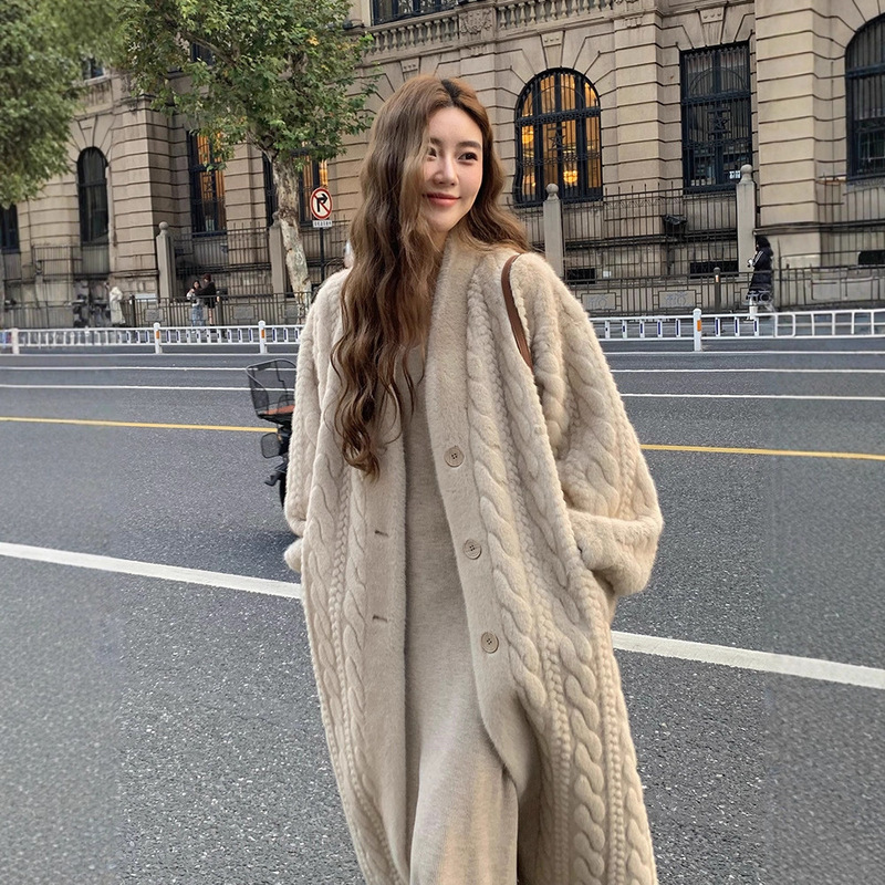Mao Mao Eco-Friendly Coat Fur-In-One Special Price Striped Faux Mink Velvet Women's 2025 Winter New Long Coat