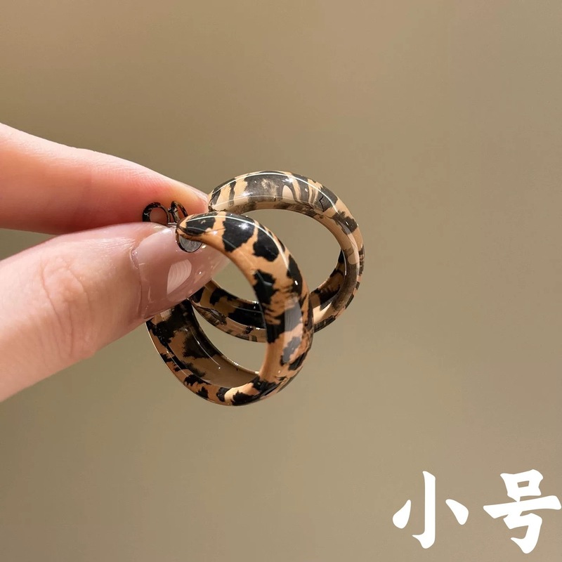 时尚度假风花朵吊坠耳环百搭简约高级感耳钉小众轻奢气质耳饰批发|undefined