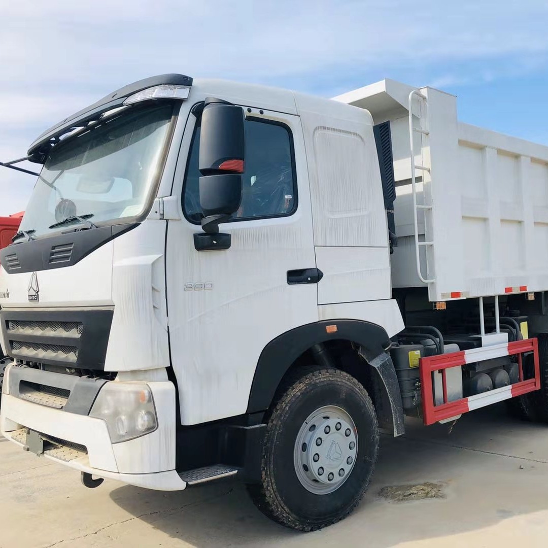 25吨重汽豪沃A7自卸车出口车配件好买吗18953179839